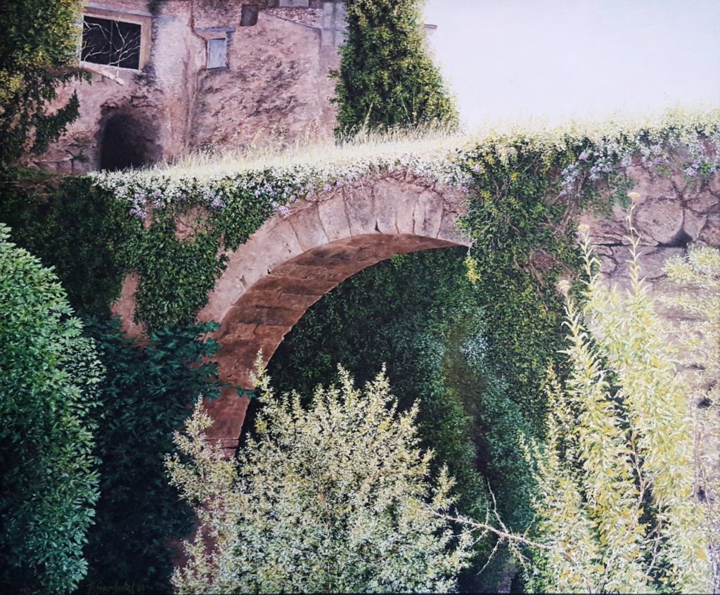 Situado en la Sierra del Segura, Albacete. Del arco de los molinos destaca los verdes y la luz que incide en la parte superior del lienzo con su vegetación.