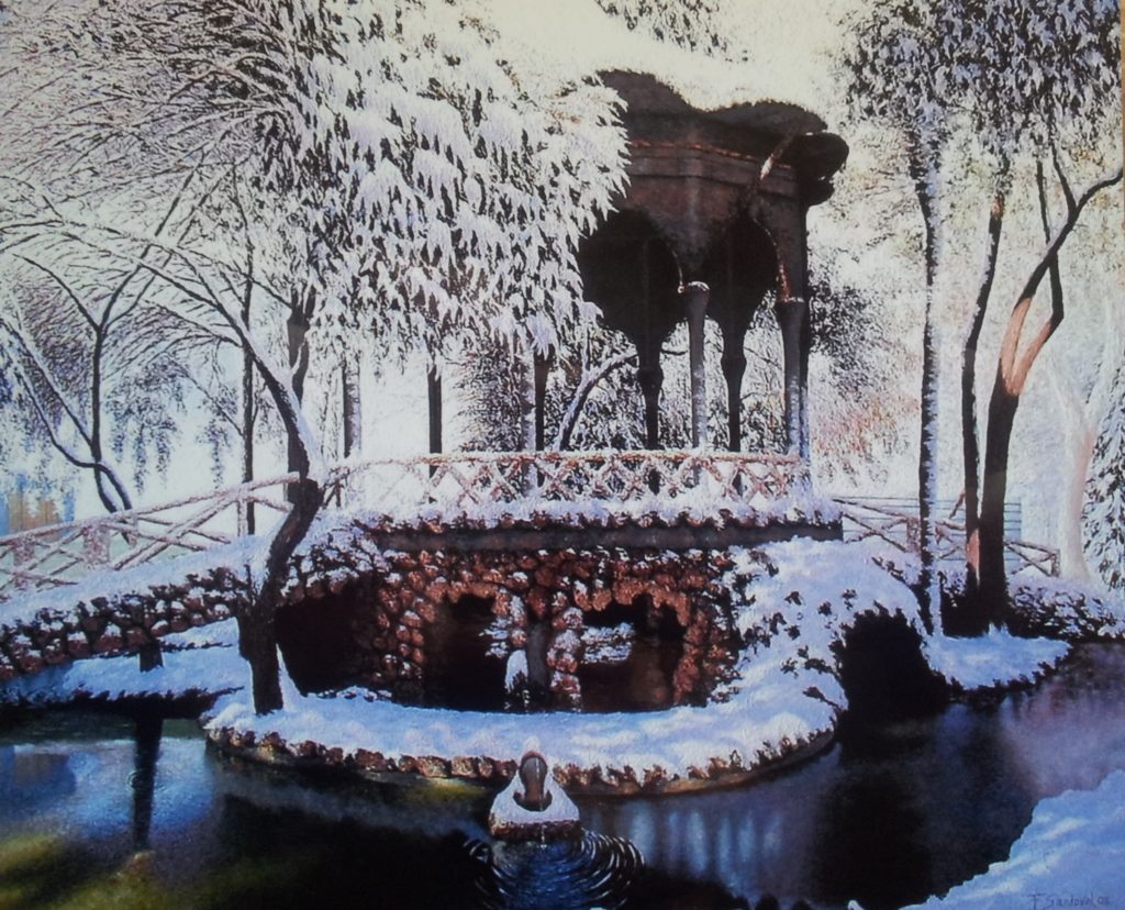 Templete de los Jardinillos característico de Albacete, donde destaca los reflejos del agua cristalizada por el hielo y la luz que penetra en los árboles.